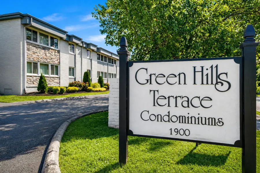 1900 Richard Jones Rd #U4, Nashville, TN 37215 - #2