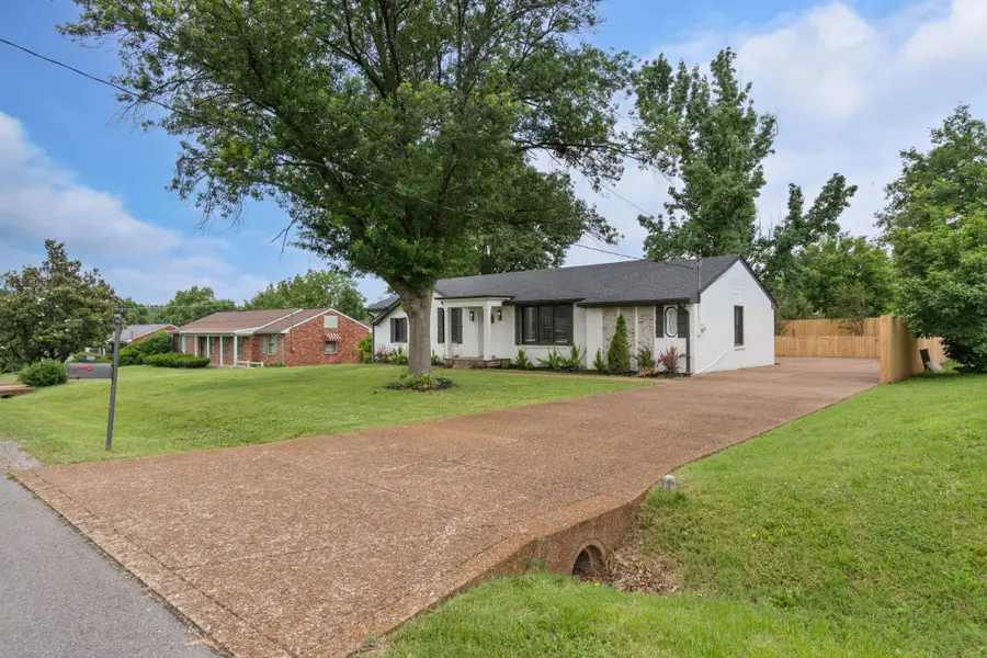 405 Lynn Dr, Nashville, TN 37211 - #2