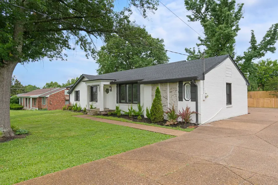 405 Lynn Dr, Nashville, TN 37211 - #3