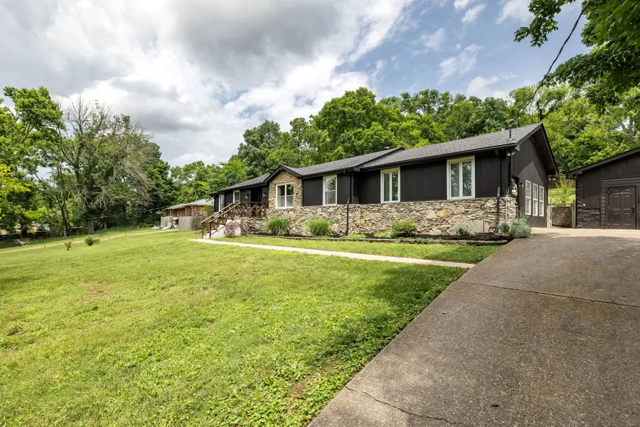 430 Kemper Dr N, Madison, TN 37115 - #3