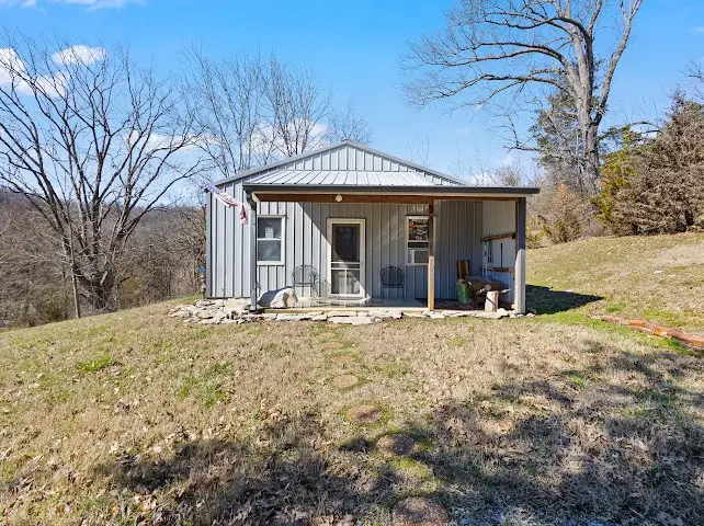474 Bartlett Hollow Rd, Petersburg, TN 37144 - #2