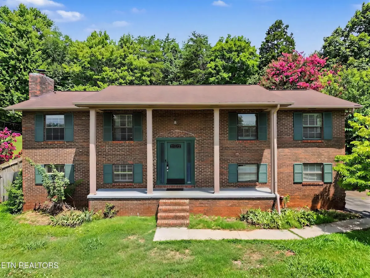 1421 Mount Vista Drive, Knoxville, TN 37920 - #1