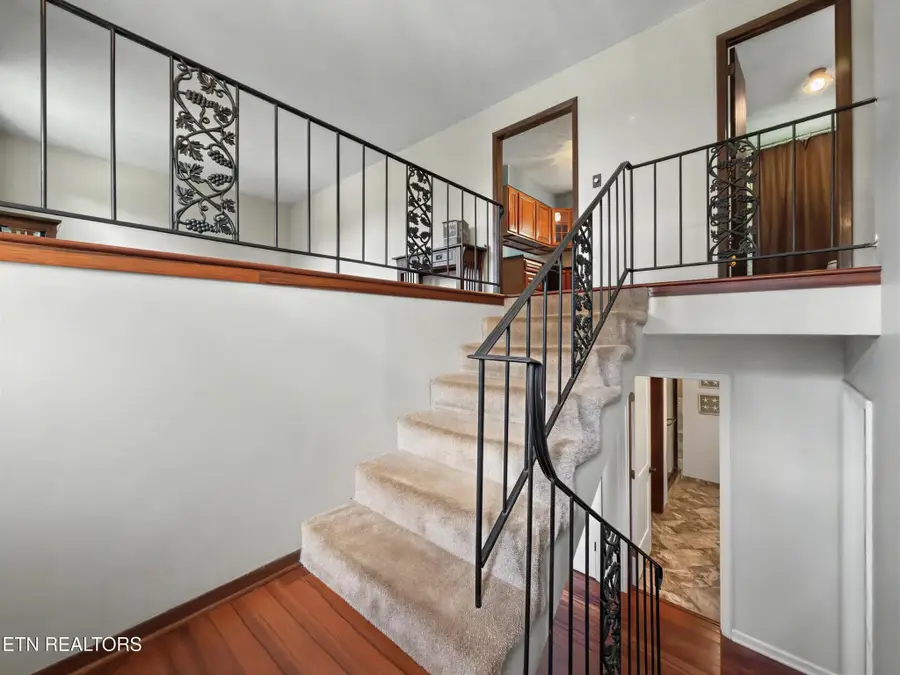 1421 Mount Vista Drive, Knoxville, TN 37920 - #3