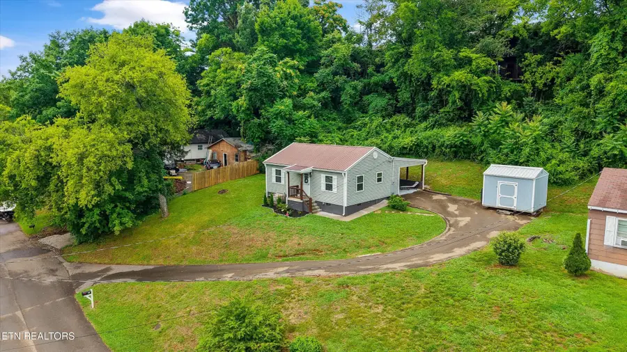 1701 Rugby Ave, Knoxville, TN 37920 - #2