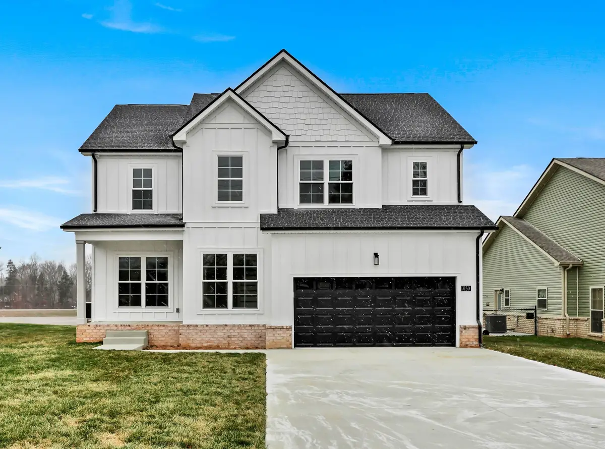 3166 East Old Ashland City Rd, Clarksville, TN 37043 - #1