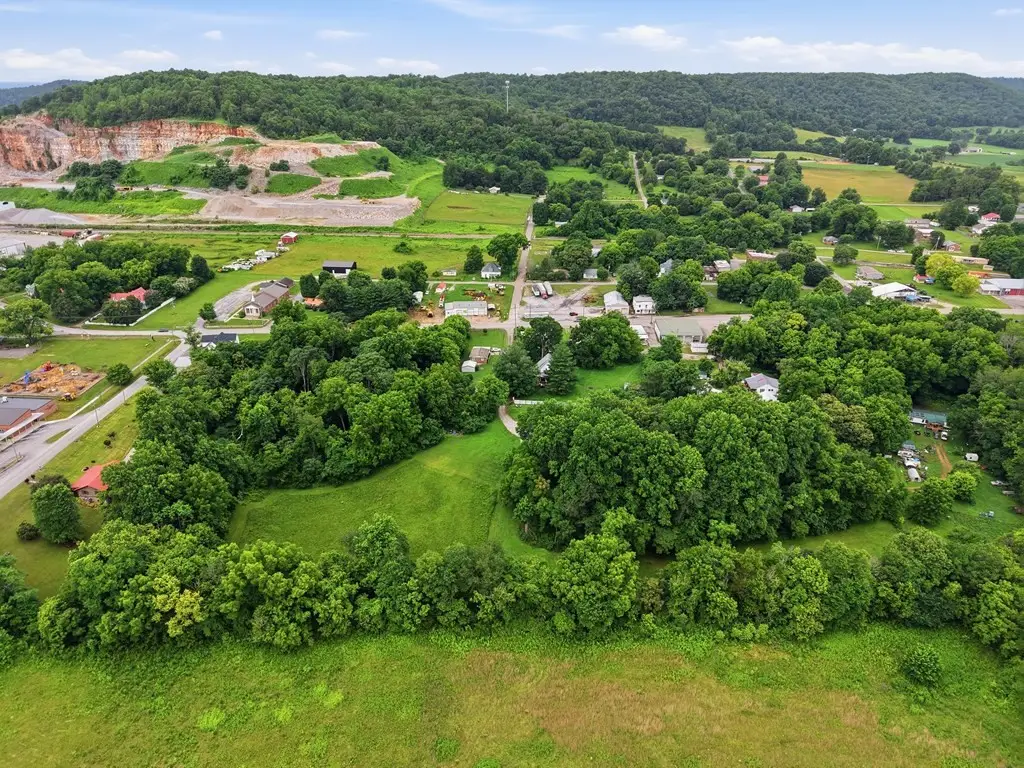 145 Gamble St, Doyle, TN 38559 - #1