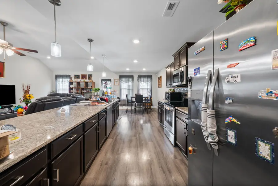 201 Burch Rd, Clarksville, TN 37042 - #3