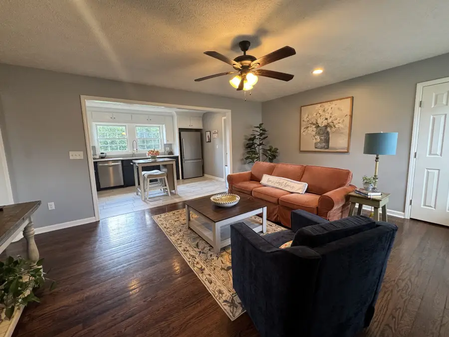603 Johnson St, Manchester, TN 37355 - #3