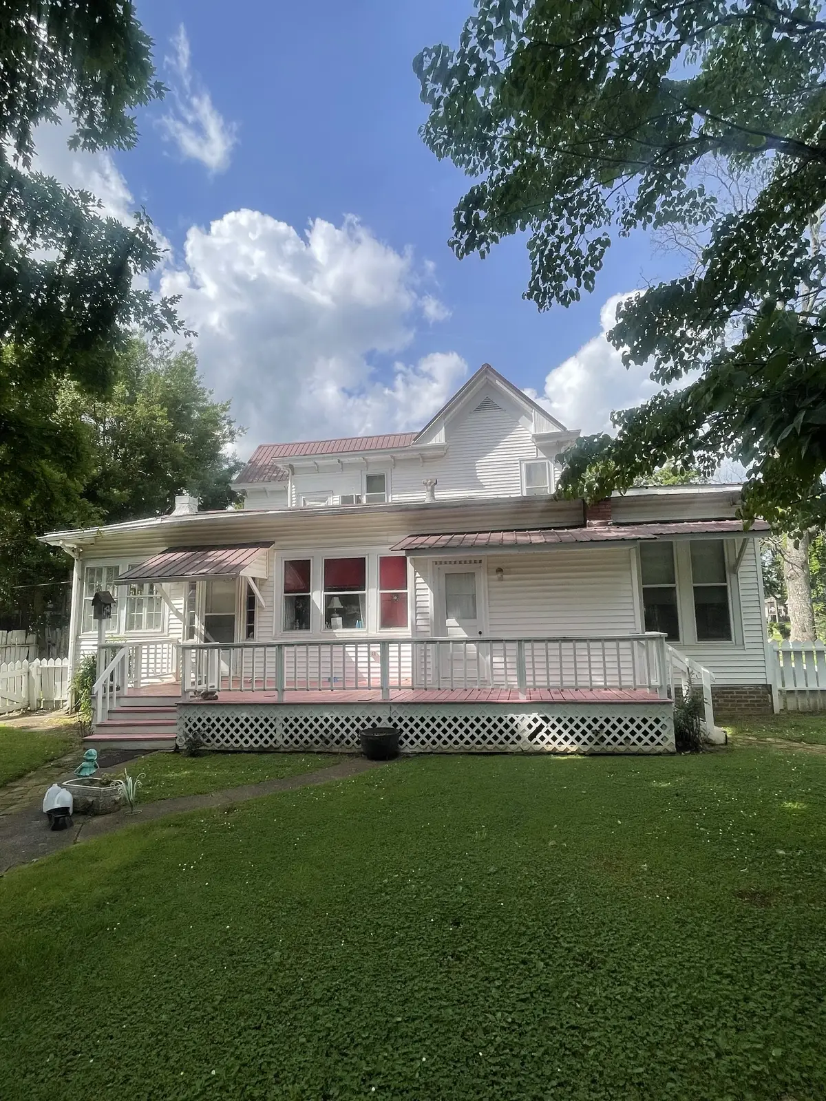 213 Pulaski St, Lawrenceburg, TN 38464 - #1
