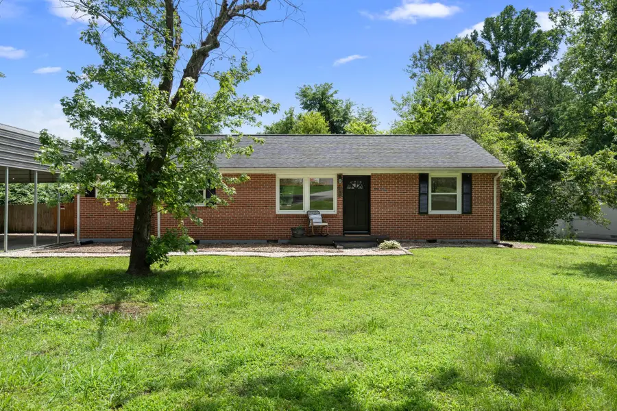 201 Pleasant Dr, Columbia, TN 38401 - #2