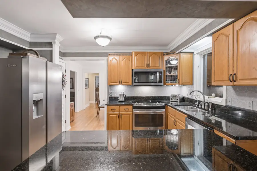 1053 Hillview Dr, Hendersonville, TN 37075 - #2