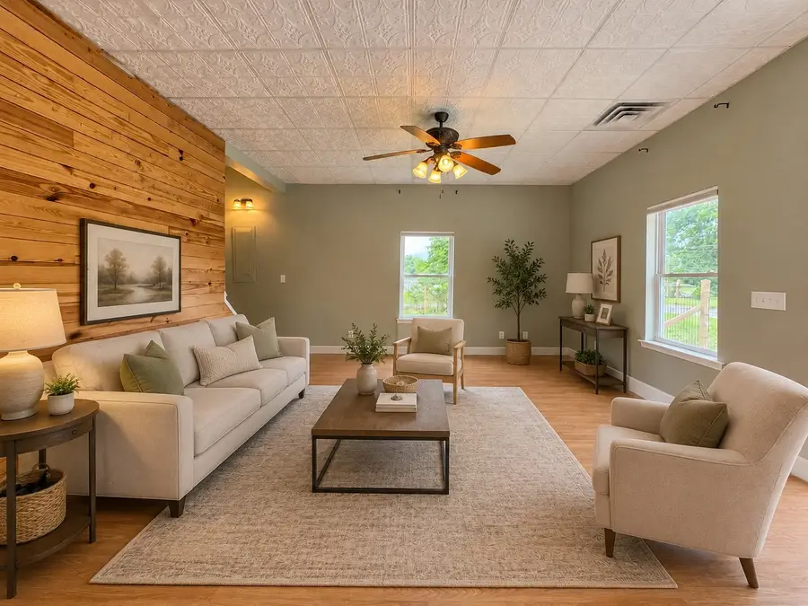 352 Main St, Cerulean, KY 42215 - #3