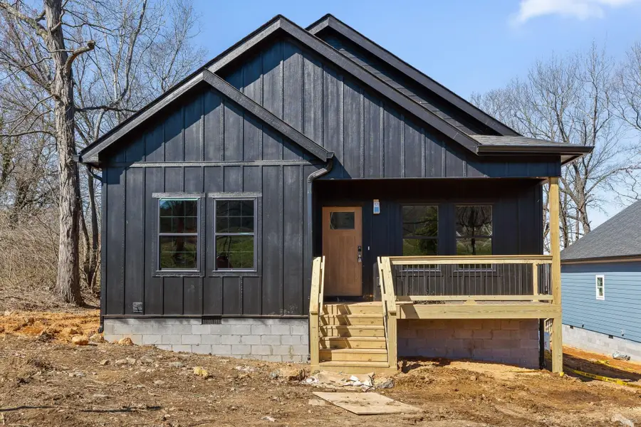 907 N Chamberlain Avenue, Chattanooga, TN 37406 - #2