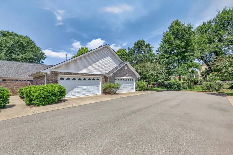 816 Lock 4 Rd #103, Gallatin, TN 37066 - #3