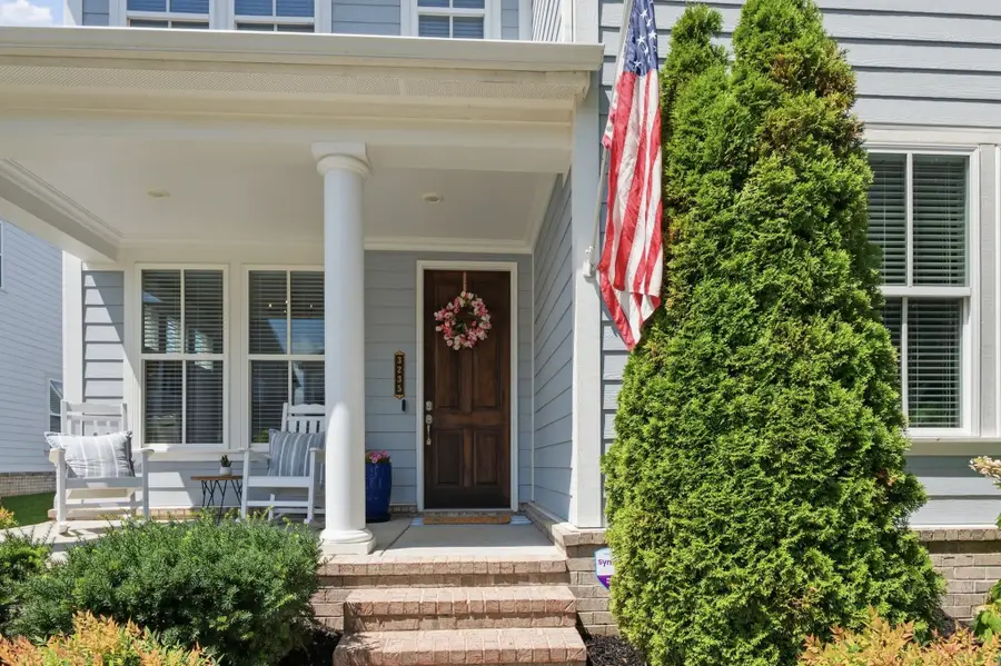 3235 Vinemont Dr, Thompsons Station, TN 37179 - #3