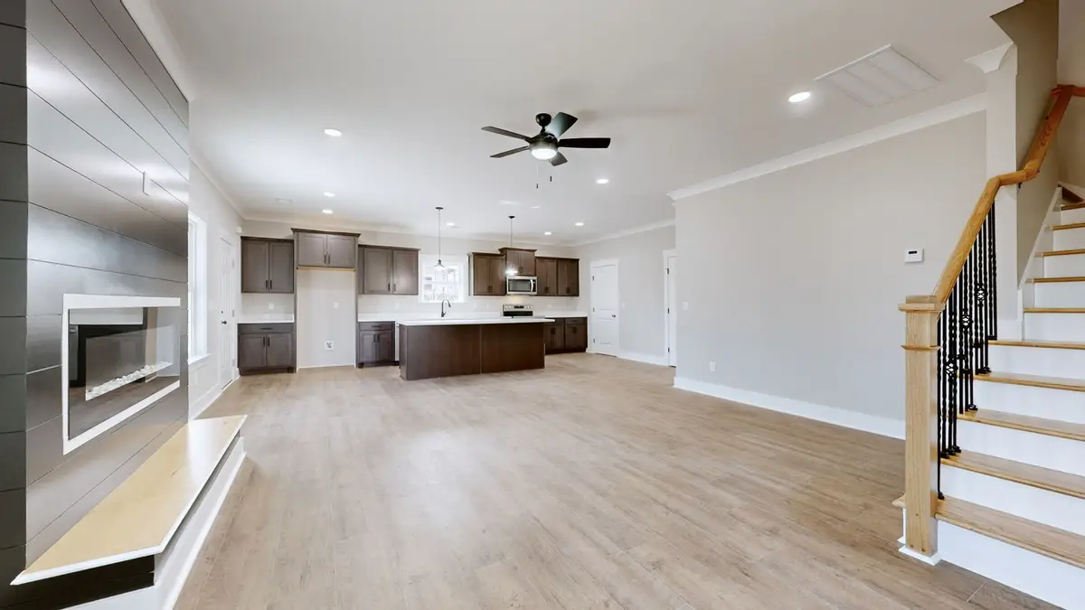 613 Short Mt St, Smithville, TN 37166 - #1