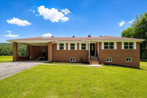 858 N Main Street, Decatur, TN 37322