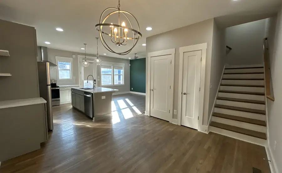 220 Croleywood Ln, Nashville, TN 37209 - #2