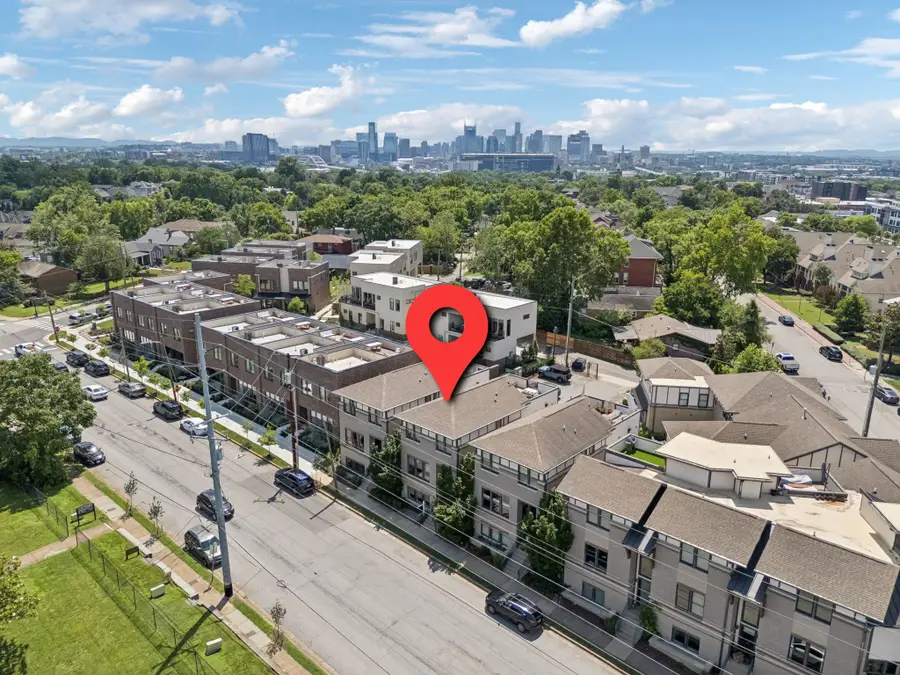 206 S 10th St, Nashville, TN 37206 - #2