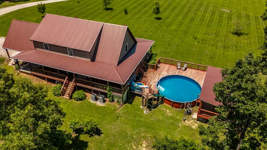 846 Clark Hollow Rd, Westmoreland, TN 37186 - #3