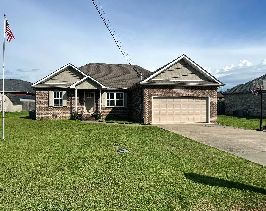 333 Shelby Cir, Shelbyville, TN 37160 - #1