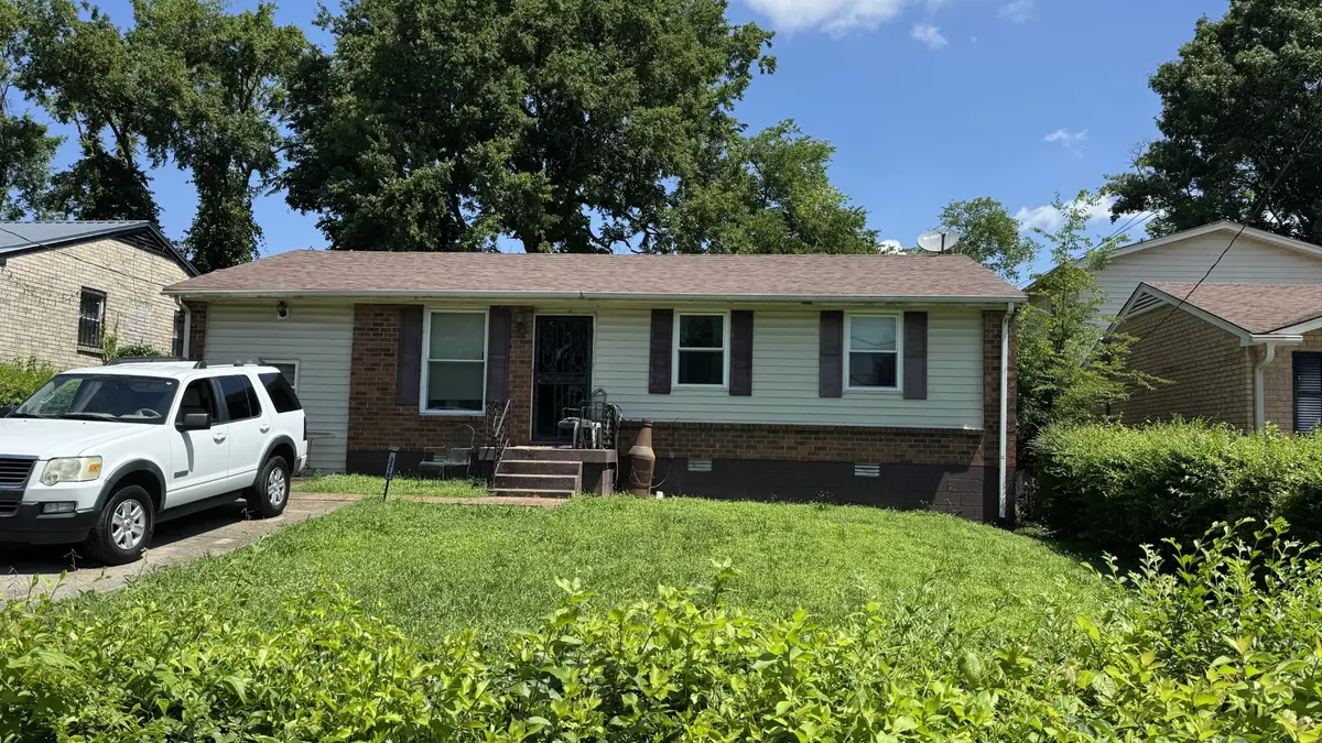 3218 Hinkle Dr, Nashville, TN 37218 - #1