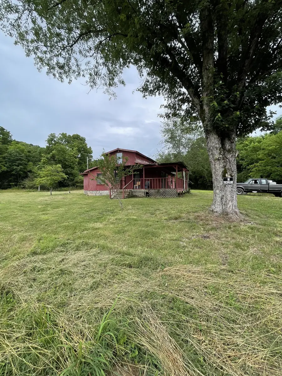 3323 Carter Branch Rd, Hartsville, TN 37074 - #2