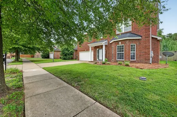 809 W Sagewood Dr, Gallatin, TN 37066 - #3