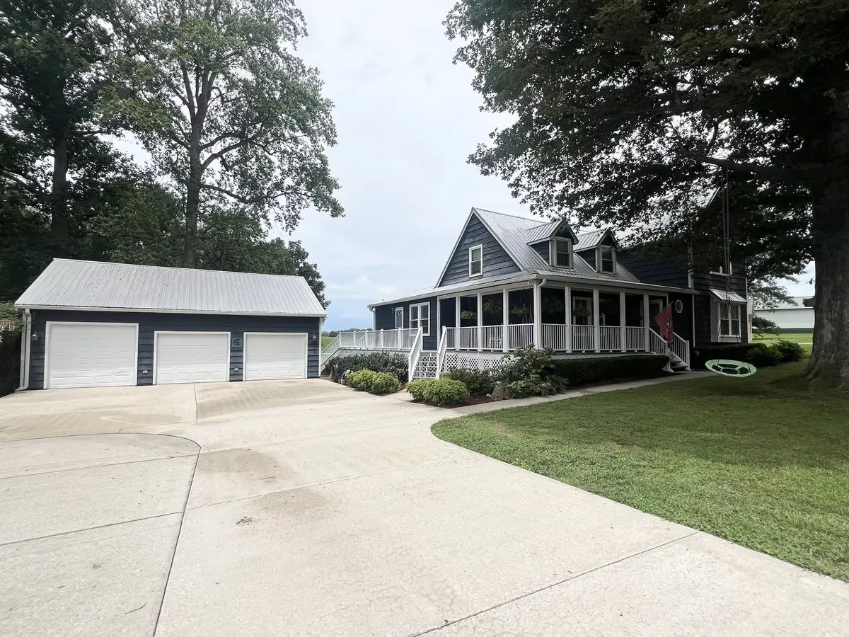 124 Amy Rd, Hillsboro, TN 37342 - #1