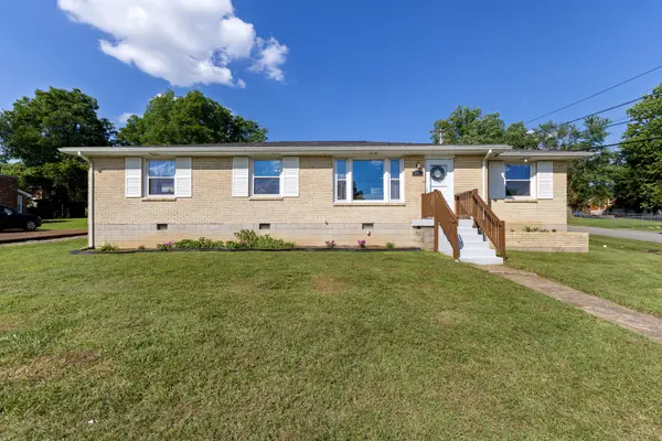 227 Bonnaridge Dr, Hermitage, TN 37076