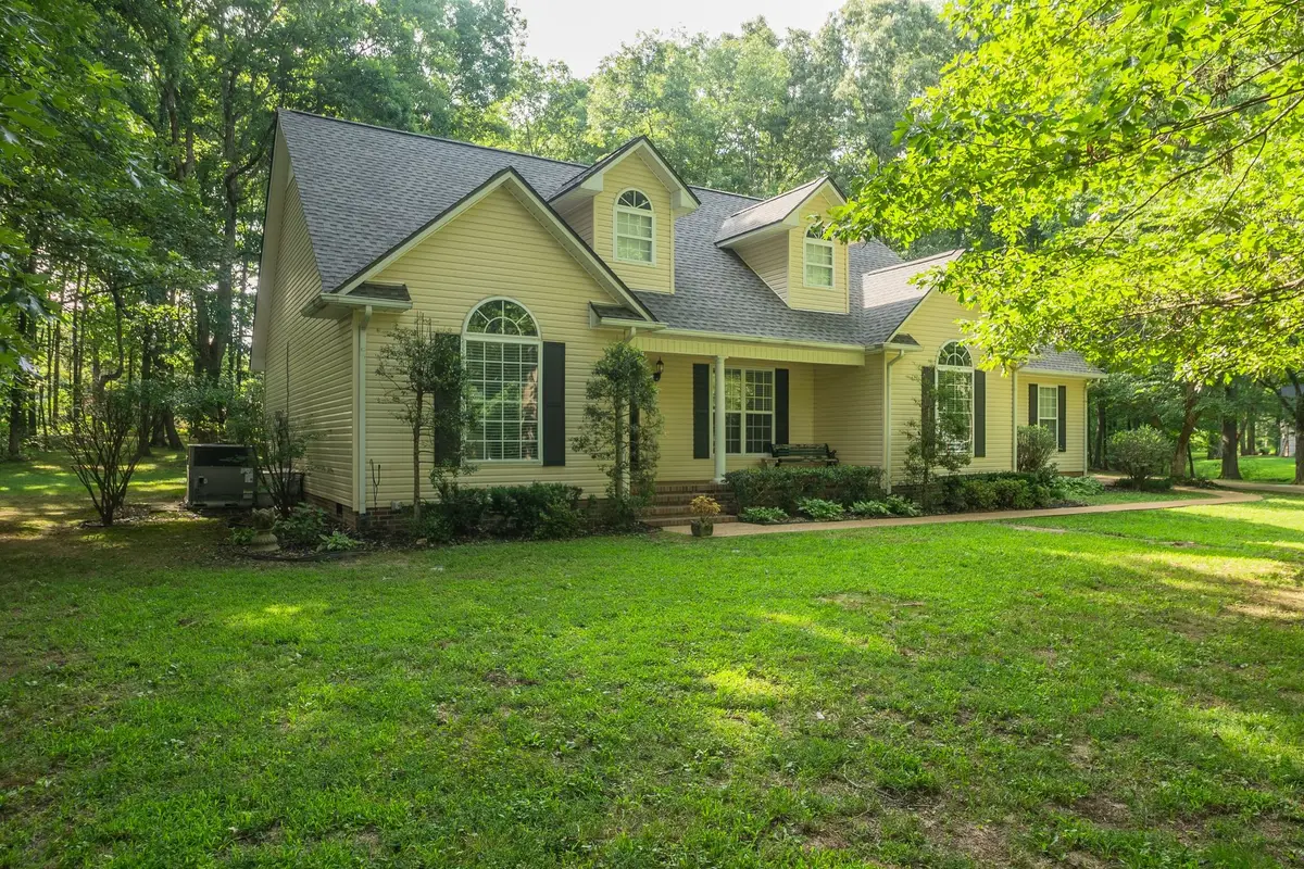 5 Woodland Cir, Lawrenceburg, TN 38464 - #1