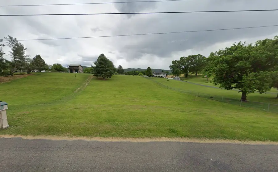 1370 Camellia Rd, Newport, TN 37821 - #2
