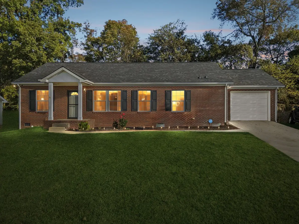 122 Overlook Pl, Columbia, TN 38401 - #1