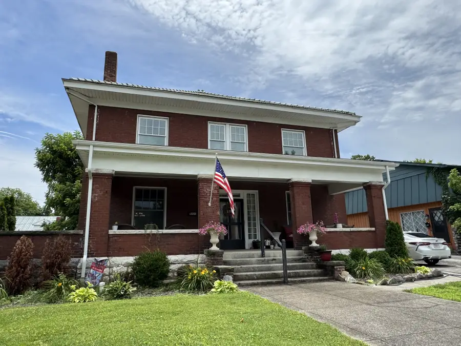 1806 S Main St, Hopkinsville, KY 42240 - #2