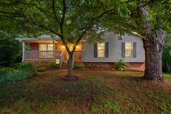 821 Luxemburg Dr, Hermitage, TN 37076