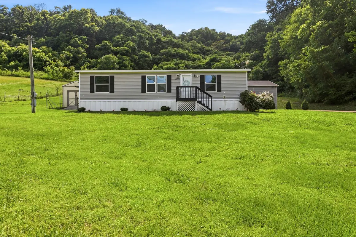 3204 Grizzly Rd, Culleoka, TN 38451 - #1