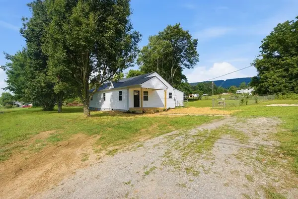 1000 Cemetery Road, Spring City, TN 37381