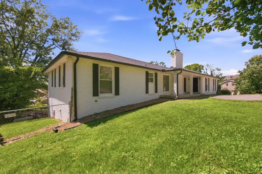 7401 Harrow Dr, Nashville, TN 37221 - #2
