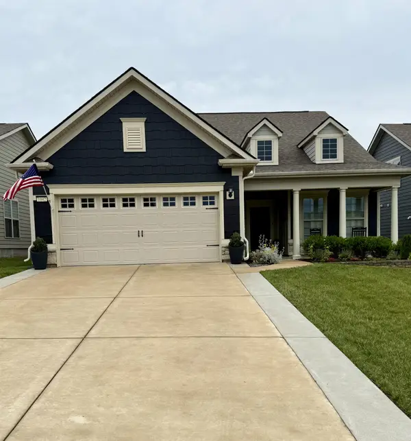 1042 Sumner Grv, Spring Hill, TN 37174
