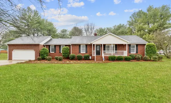 1964 Orchard Park Dr, Murfreesboro, TN 37128