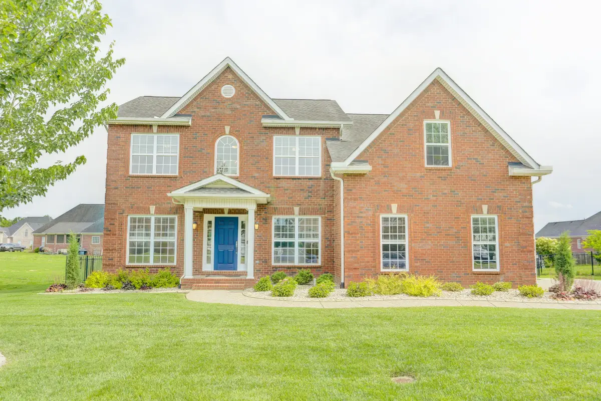 1013 Notting Hill Dr, Gallatin, TN 37066 - #1