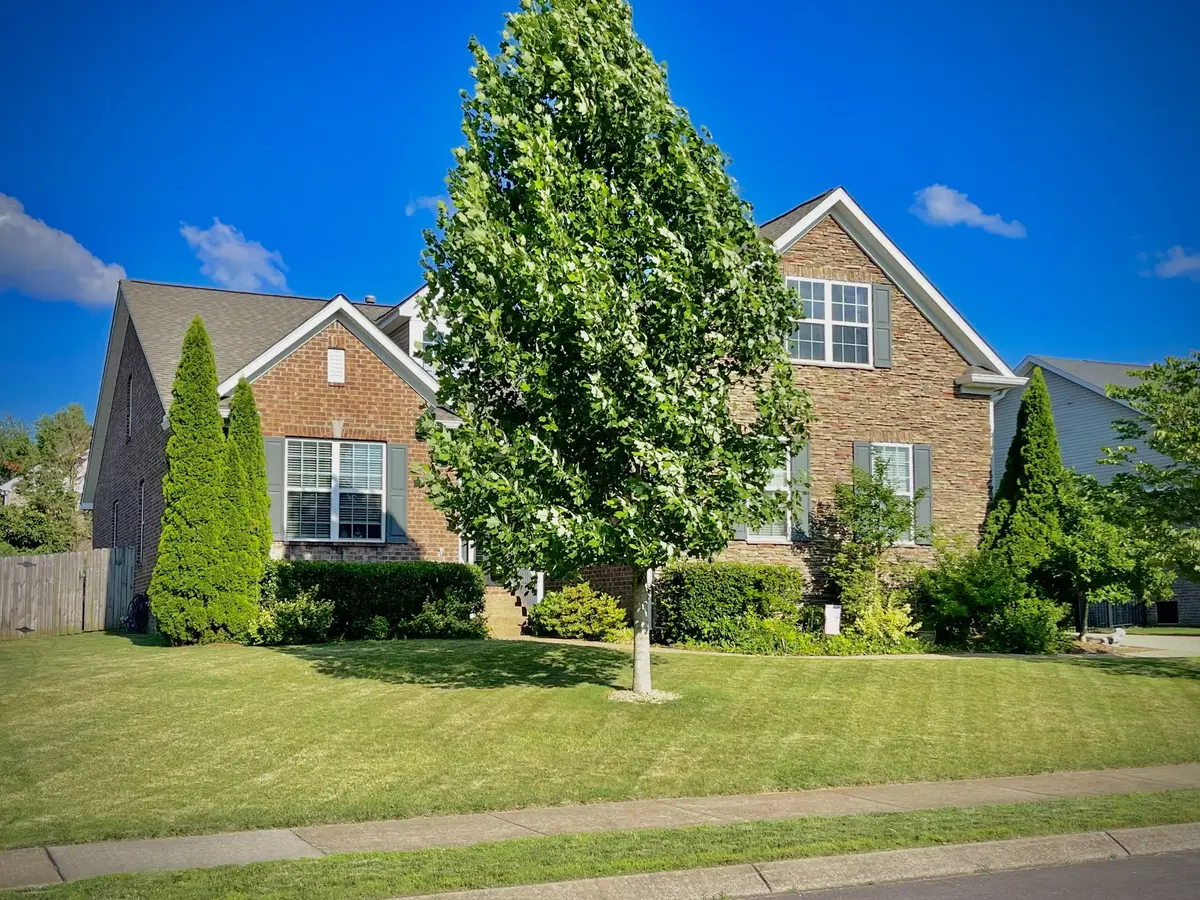 2343 Dewey Dr, Spring Hill, TN 37174 - #1