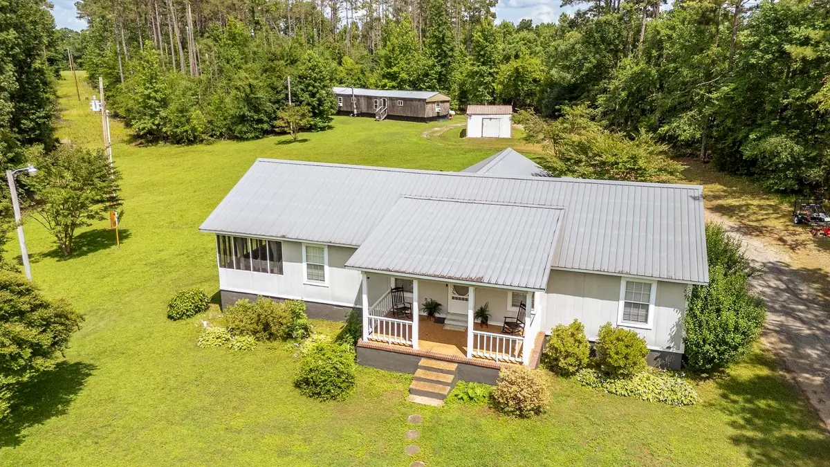 1640 Lick Creek Rd, Michie, TN 38357 - #1