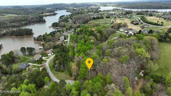 765 Wood Duck Drive, Vonore, TN 37885