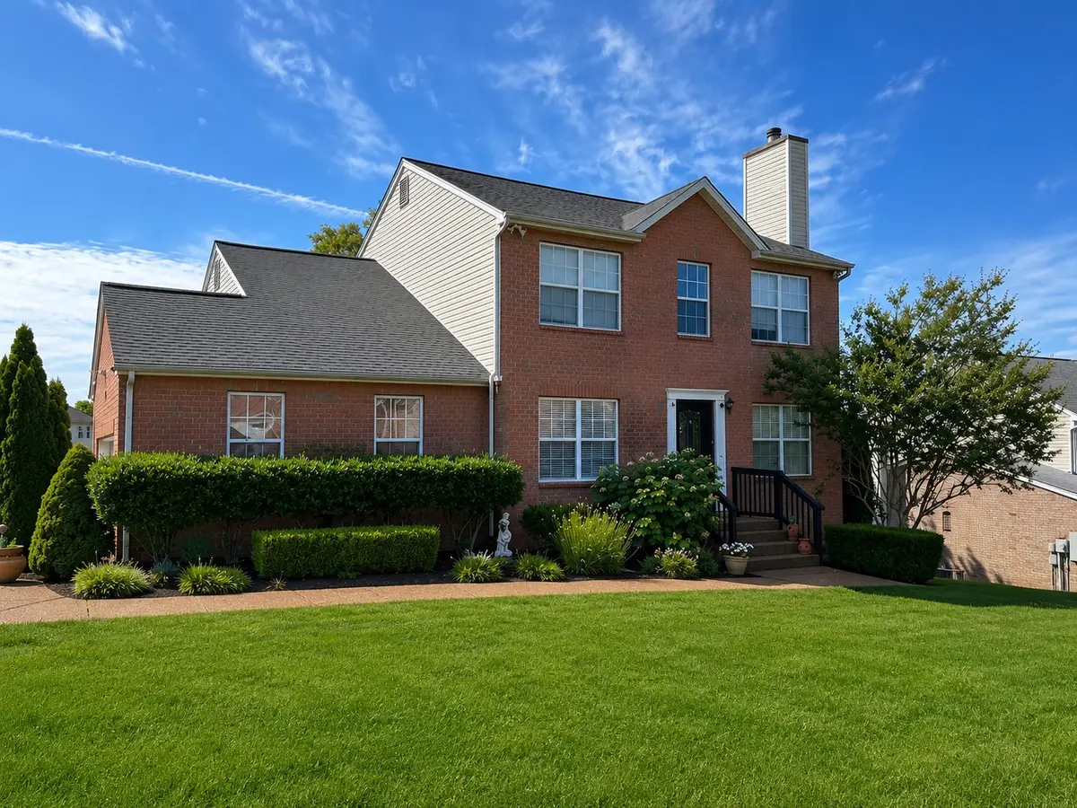 3010 Timber Lake Dr, Mount Juliet, TN 37122 - #1