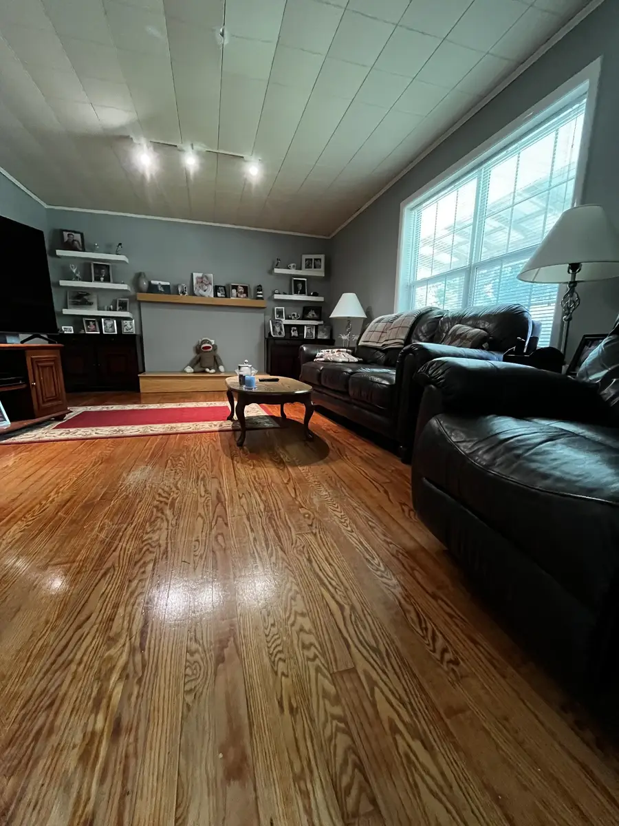 445 King St, Monteagle, TN 37356 - #3