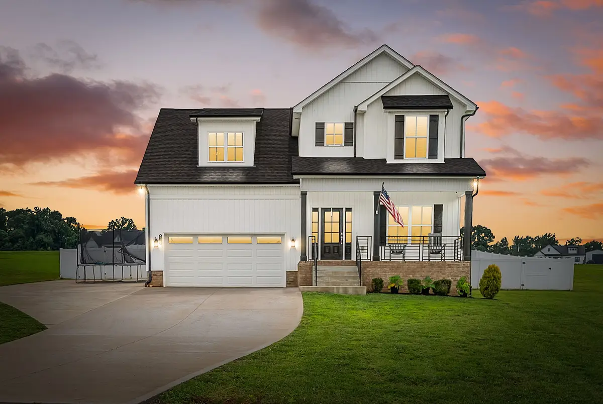 3904 Chapel Hill Rd, Clarksville, TN 37040 - #1