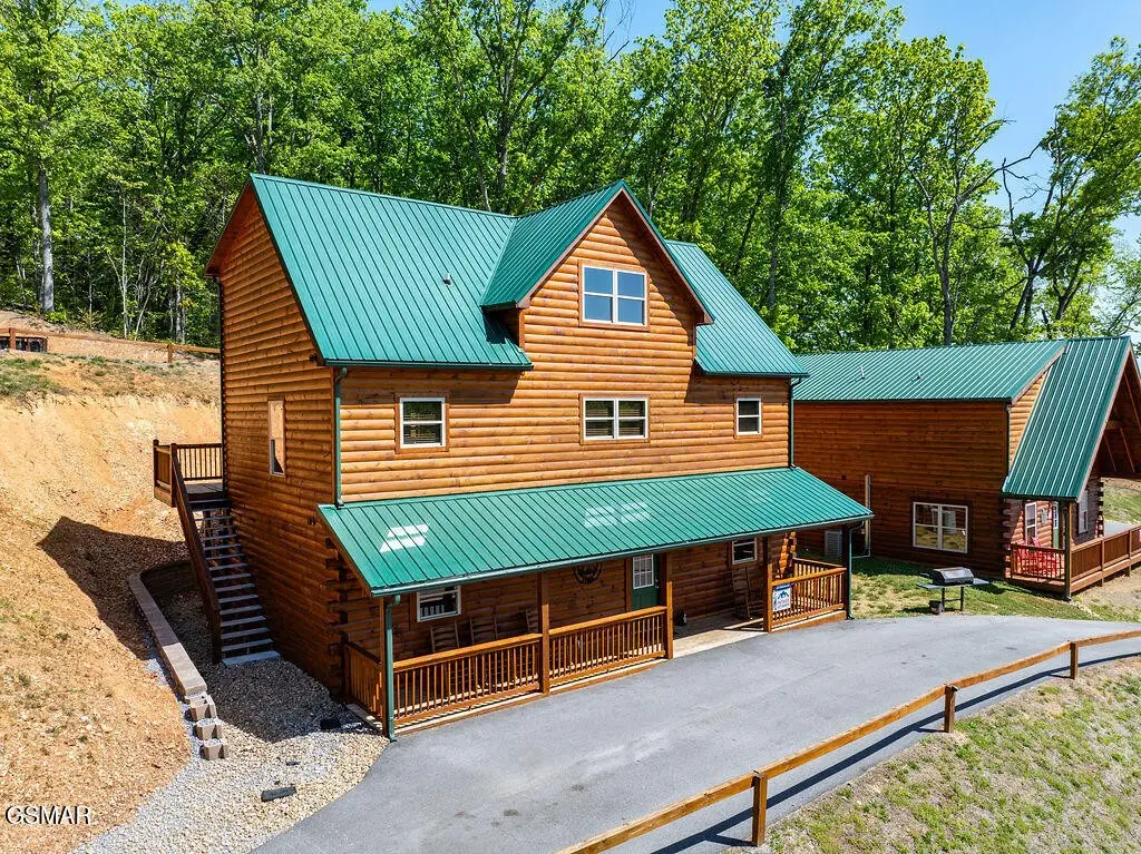 826 String Run Way, Pigeon Forge, TN 37863 - #1