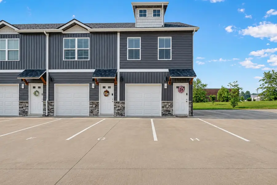 216 Drayton Drive #H, Clarksville, TN 37042 - #2