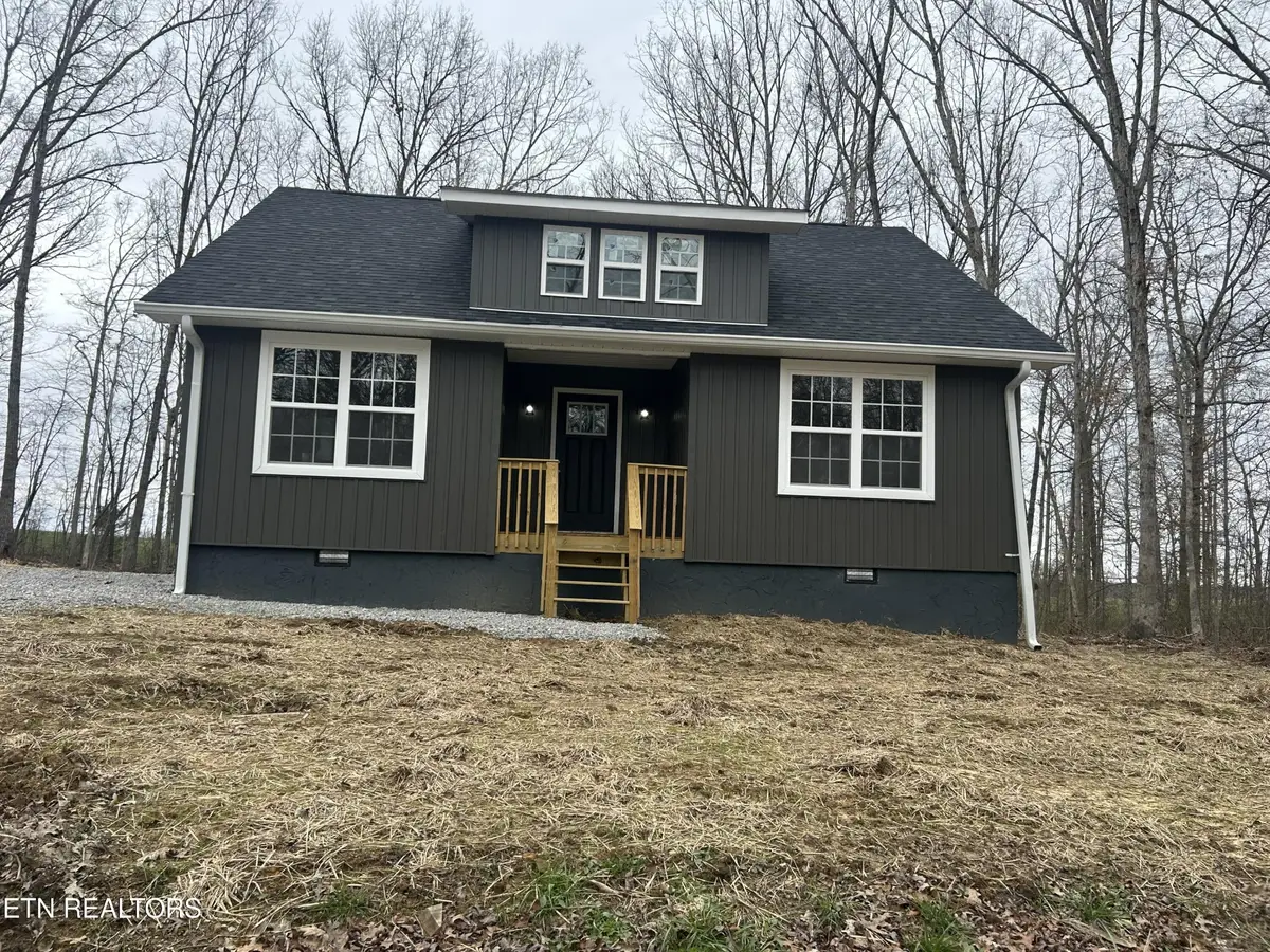 152 George Young Rd, Jamestown, TN 38556 - #1